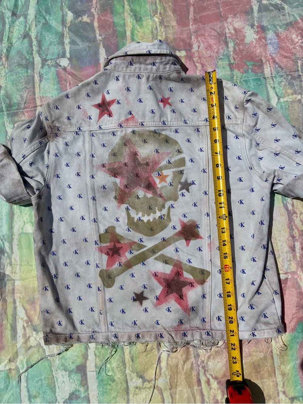 Unisex Calvin Klein Short-Sleeve Denim Jacket with Red Star Print
